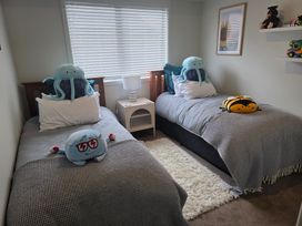 Serendipity - One Tree Point Holiday Home -  - 1182567 - thumbnail photo 18