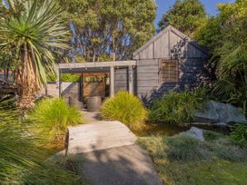 Living The Dream - Matarangi Holiday Home -  - 1182572 - thumbnail photo 4