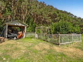 Hill Cottage - Featherston Holiday Home -  - 1182985 - thumbnail photo 24