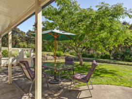 Hill Cottage - Featherston Holiday Home -  - 1182985 - thumbnail photo 16