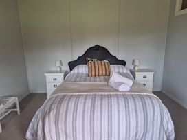 The Shearers Quarters - Kaikoura Holiday Home -  - 1183387 - thumbnail photo 9