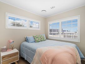 Beverley Beach - Whangamata Holiday Home -  - 1183392 - thumbnail photo 22