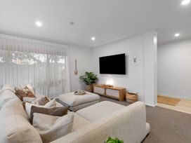 JB's Sanctuary - Papamoa Holiday Home -  - 1183393 - thumbnail photo 10