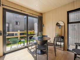 Pinnacle Peaks - Queenstown Holiday Home -  - 1183394 - thumbnail photo 10