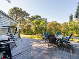 Pine Haven - Matarangi Holiday Home -  - 1183535 - thumbnail photo 19