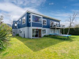 Kramphouse - Kuratau Holiday Home -  - 1183877 - thumbnail photo 24