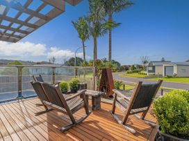 Family Tides Retreat - Whangapoua Holiday Home -  - 1184087 - thumbnail photo 7