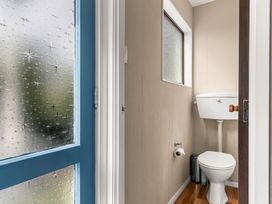 Panui Views - Snells Beach Holiday Home -  - 1184173 - thumbnail photo 21