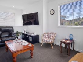 Seaview Sanctuary - Tindalls Beach Holiday Home -  - 1184346 - thumbnail photo 6