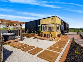 Kakepuku View and Spa Retreat - Te Awamutu -  - 1184498 - thumbnail photo 6