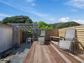 Ocean Breeze Cottage - Paekakariki Holiday Home -  - 1191287 - thumbnail photo 17