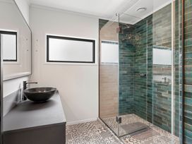 Scannell Grove - Lake Taupo Holiday Home -  - 1191718 - thumbnail photo 14