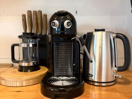 Tranquil Waterfront Getaway - Point Wells -  - 1191859 - thumbnail photo 19