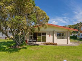 Ocean Whispers - Whitianga Holiday Home -  - 1192011 - thumbnail photo 29