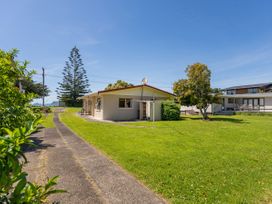 Ocean Whispers - Whitianga Holiday Home -  - 1192011 - thumbnail photo 30