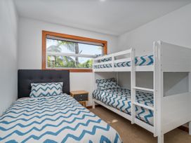 Summer Palms - Tairua Holiday Home -  - 1192095 - thumbnail photo 20