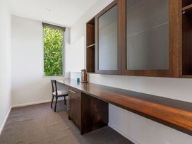 Azure Edge - Auckland Holiday Home -  - 1192097 - thumbnail photo 19