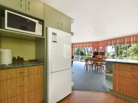 Kereru Retreat at Moetapu Bay -  - 1192308 - thumbnail photo 13