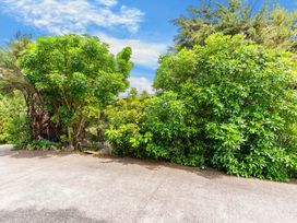 Treetop Break - Waipu Cove Holiday Home -  - 1193173 - thumbnail photo 22