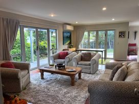 Calm Horizon - Taupo Holiday Home -  - 1193529 - thumbnail photo 7