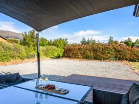 Hawea Horizon - Lake Hawea Holiday Home -  - 1193778 - thumbnail photo 25