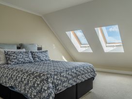 Sunlit Shores - Papamoa Holiday Homes -  - 1193850 - thumbnail photo 15