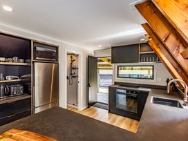 Peaks and Pines Chalet - Ohakune Holiday Home -  - 1193915 - thumbnail photo 18