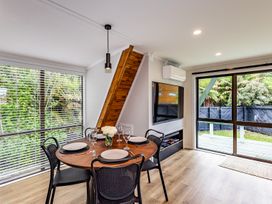 Peaks and Pines Chalet - Ohakune Holiday Home -  - 1193915 - thumbnail photo 8