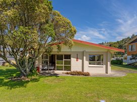 Ocean Whispers - Whitianga Holiday Home -  - 1194137 - thumbnail photo 29