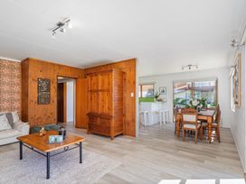 Ocean Whispers - Whitianga Holiday Home -  - 1194137 - thumbnail photo 13