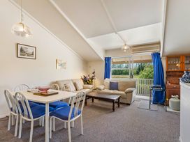 Trailside Escape - Lake Taupo Holiday Home -  - 1194354 - thumbnail photo 5