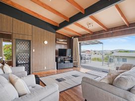 The Summer Bach at Cooks Beach -  - 1194438 - thumbnail photo 11