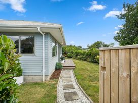 An outdoor pathway and garden area at Martinborough Holiday Home Martinborough