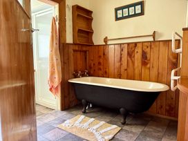 Salt and Siren - Mangawhai Heads Holiday Home -  - 1194506 - thumbnail photo 11