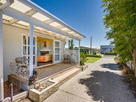 Deco-licious - Napier Holiday Home -  - 1194507 - thumbnail photo 29