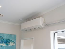 Parekaawa Playhouse - Motuoapa Holiday Home -  - 1195425 - thumbnail photo 7