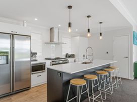 Parekaawa Playhouse - Motuoapa Holiday Home -  - 1195425 - thumbnail photo 10