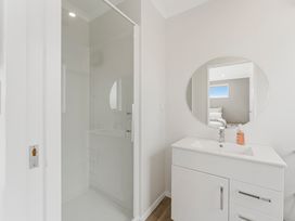 Parekaawa Playhouse - Motuoapa Holiday Home -  - 1195425 - thumbnail photo 22