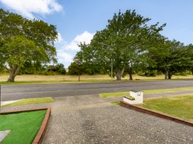 Central Ease - Napier Holiday Home -  - 1195606 - thumbnail photo 28