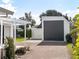 A garage and driveway in Whangamata