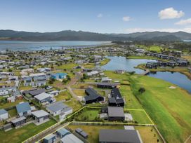 Sun House - Matarangi Holiday Home -  - 1196216 - thumbnail photo 19