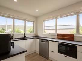 Newcastle Nook - Clyde Holiday Home -  - 1196668 - thumbnail photo 7