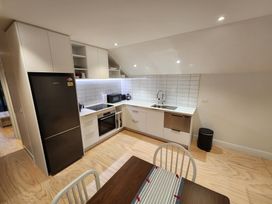 The Coastal Studio - Point Wells Holiday Home -  - 1196970 - thumbnail photo 5