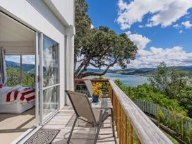 Panoramic Views on Paku - Tairua Family Retreat -  - 1197391 - thumbnail photo 35