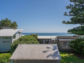 A view of houses and sea at Whangapoua