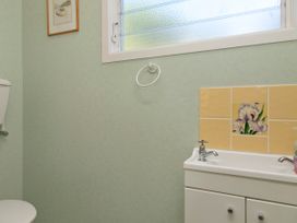 The Trout House - Turangi Holiday Home -  - 1198021 - thumbnail photo 15