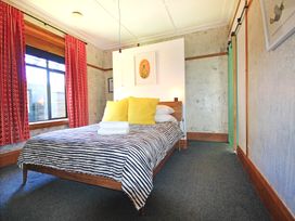 Fun Times in Fitzroy - New Plymouth Beach Escape -  - 1198895 - thumbnail photo 10