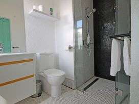 Fun Times in Fitzroy - New Plymouth Beach Escape -  - 1198895 - thumbnail photo 11