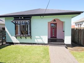 Fun Times in Fitzroy - New Plymouth Beach Escape -  - 1198895 - thumbnail photo 20