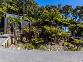 Nature's Luxe - Moetapu Bay Holiday Home -  - 1200011 - thumbnail photo 46